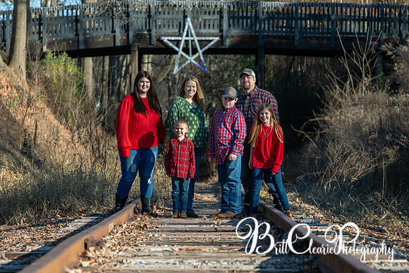 Paula Christmas 2023 LR-135