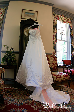967898296