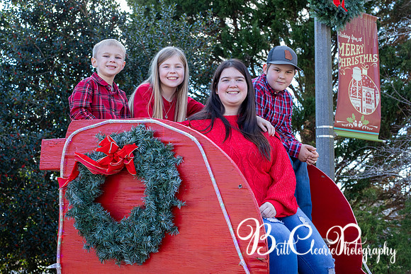 Paula Christmas 2023 LR-13