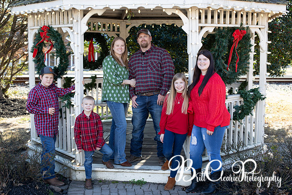 Paula Christmas 2023 LR-129